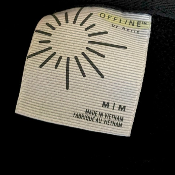 Aerie Offline by American Eagle Ribbed V Neck Hoodie Sweatshirt in Black - Picture 6 of 12